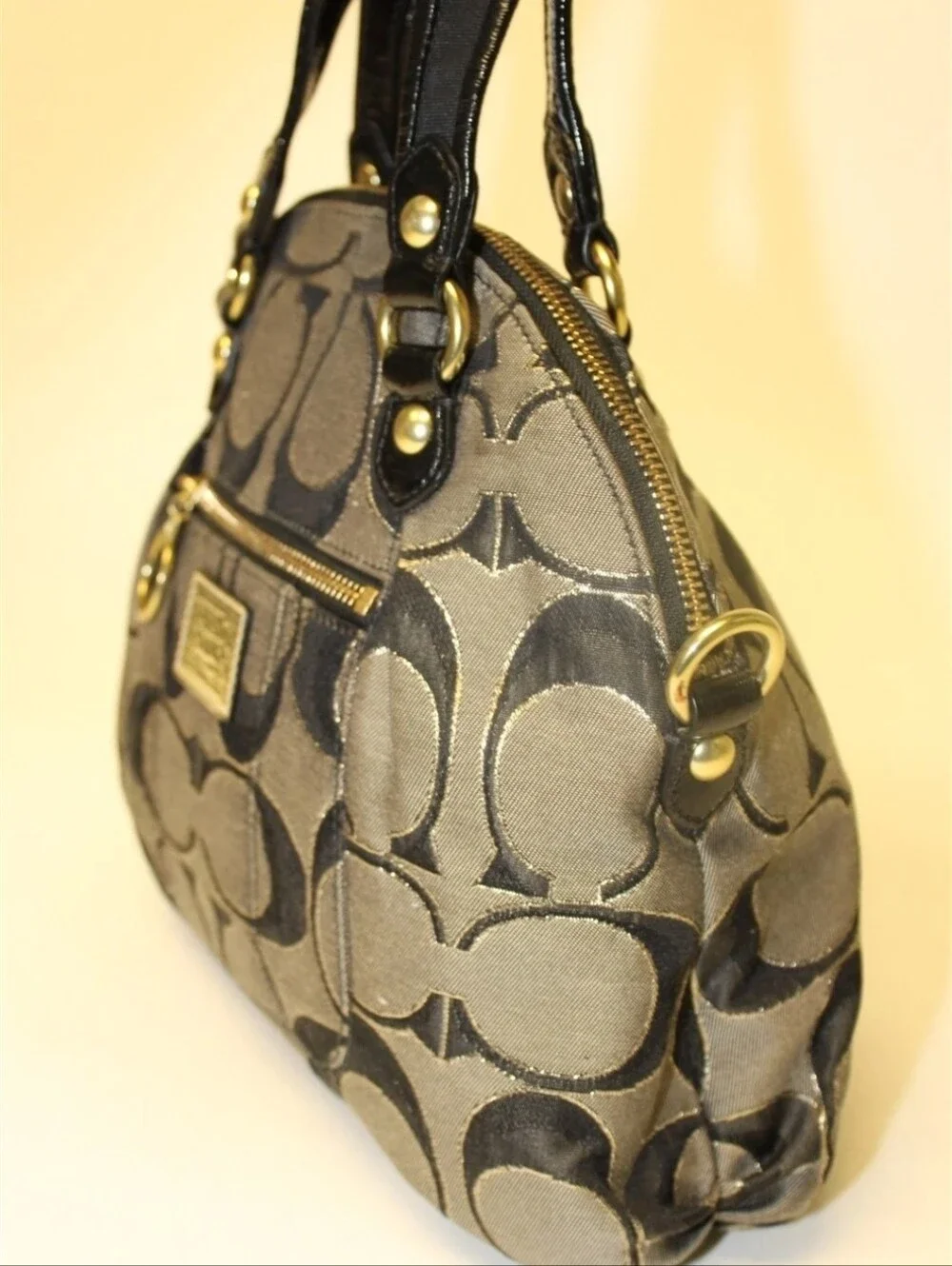 Coach RARE VINTAGE Signature Convertible Bag Gold Hardware amazing Condition